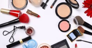 Read more about the article Overrask din kæreste eller kone med en makeup julekalender
