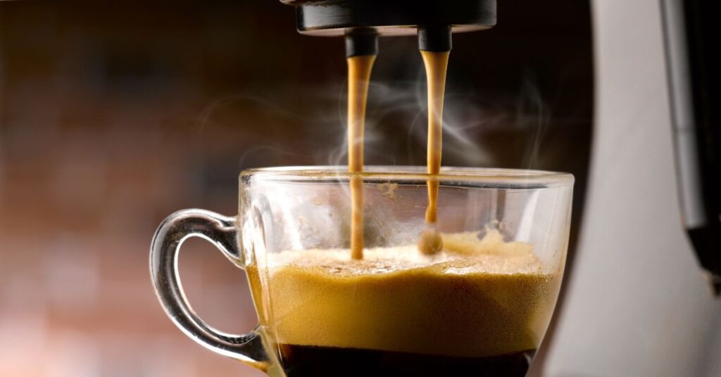 Espresso fra espressomaskine